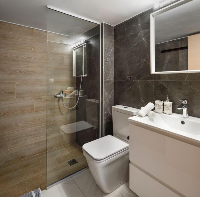 Twin Superior Suites Thessaloniki Exterior foto