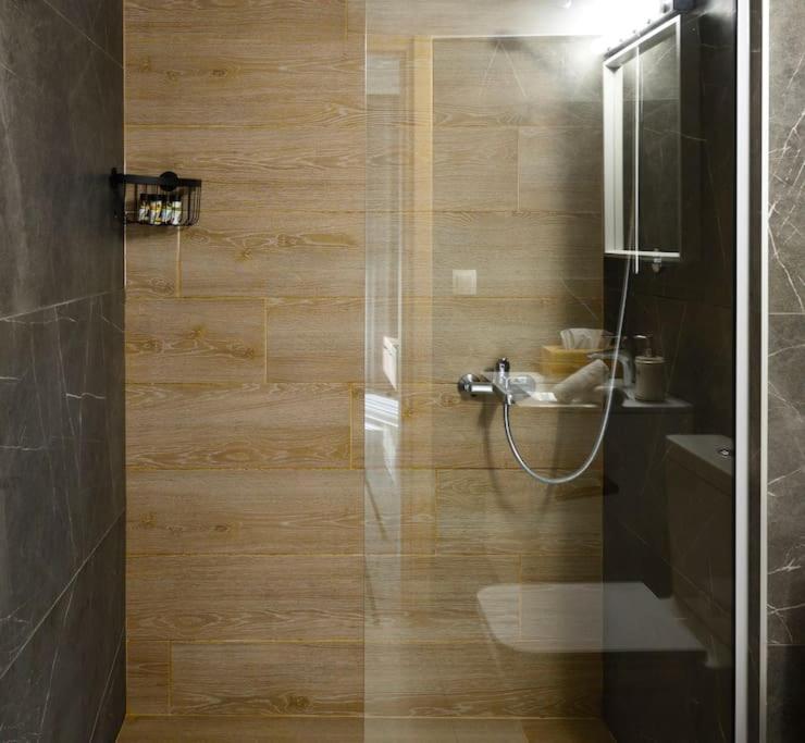 Twin Superior Suites Thessaloniki Exterior foto