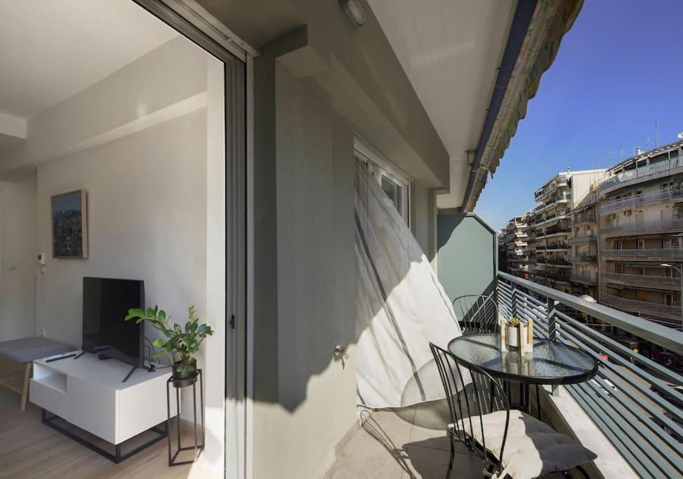 Twin Superior Suites Thessaloniki Exterior foto